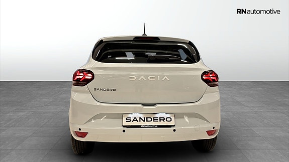 Dacia Sandero 4 of 5