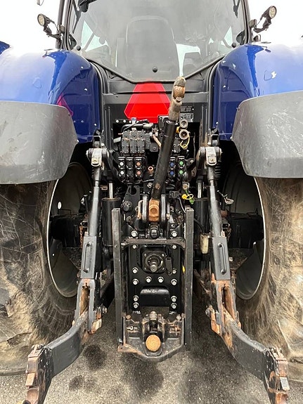 New Holland T7 315 2 of 8