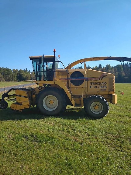 New Holland FX 38