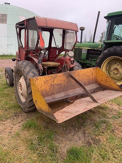 Traktor McCormick International 3 of 5