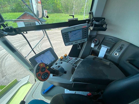 CLAAS Lexion 760 10 of 24
