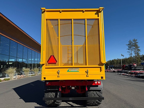 Hakarps - 26 tons ensilage kärra 710/50R26,5" växelflak 8 of 12