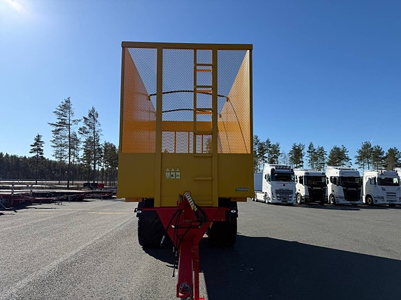 Hakarps - 26 tons ensilage kärra 710/50R26,5" växelflak 4 of 12