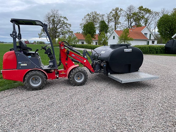 Älvestad-Tanken transporttank vatten 2000L inklusive ramverk 5 of 5