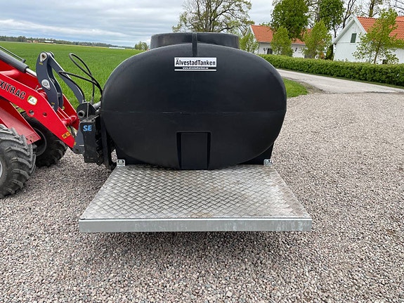 Älvestad-Tanken transporttank vatten 2000L inklusive ramverk 3 of 5