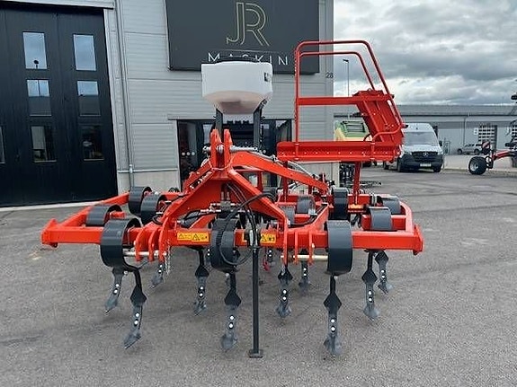 Kubota CU 1300 2 of 9