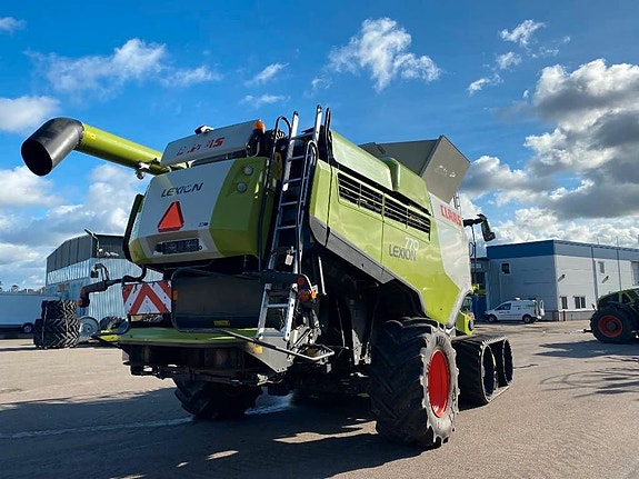 CLAAS Lexion 770 TT 4 of 13