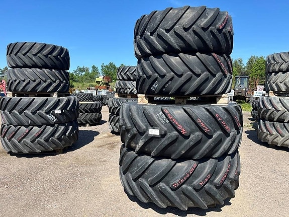 Michelin 650/65R38  540/65R28 till Case , MC Cormick