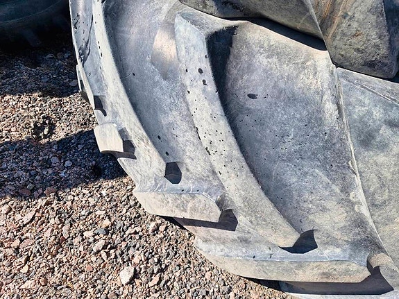 Michelin AxioBib IF 620/75-R30 3 of 4