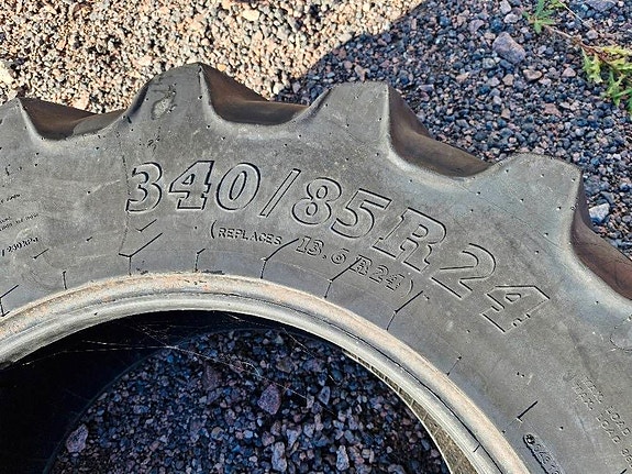 BKT Agrimax 340/85-R24 2 of 5