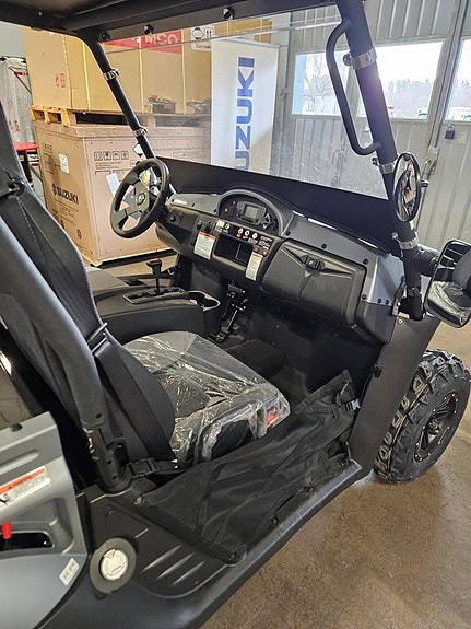 Kymco UXV700 UTV 6 of 8