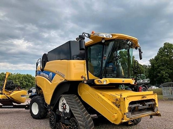 New Holland CX 8080