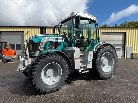 PM Trac SYSTEMTRAKTOR 50 km/h 300 hk 3 of 4