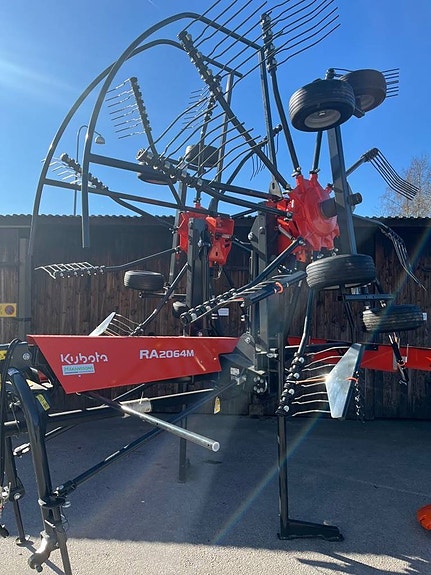 Kubota RA2064M  Strängare dubbelrotor, buren 3 of 4