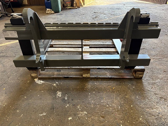 Pallgafflar: XYZ. 2500 kg. Fäste: Trima/SMS/Ålö 3/Euro, 4 of 5