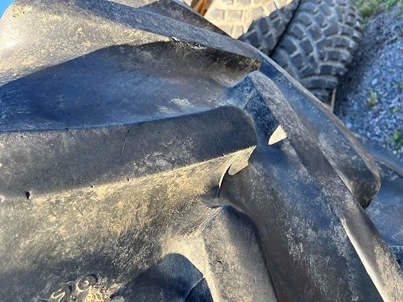 Goodyear 620/70R42 till New Holland / Ford 8670 3 of 5