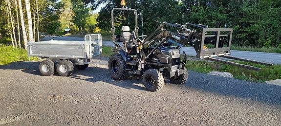 Captain Traktor Kompakttraktor 7 of 8