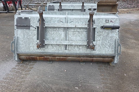 Holms SB16B Sandspridarskopa STBM