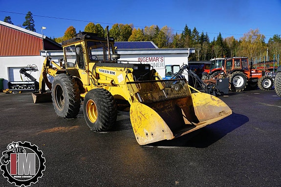 Traktorgrävare Volvo BM 616 - SPARA 10 000 kr