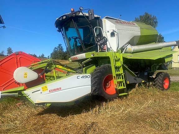 CLAAS Avero 240