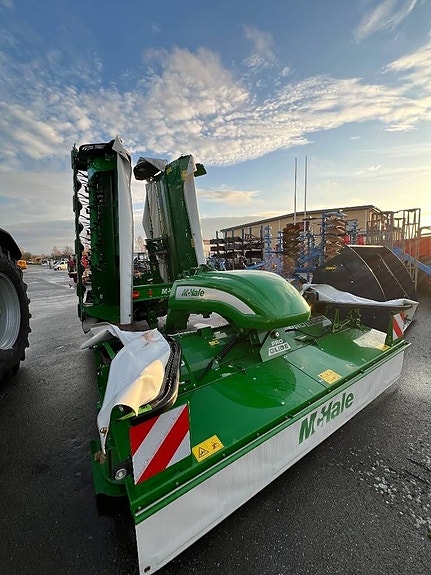 McHale ProGlide B9600 butterfly