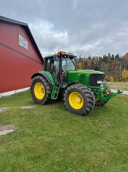 John Deere 6920