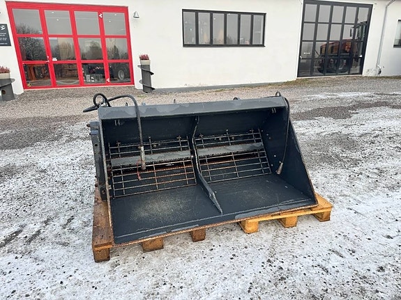 Ysta Sandspridare SP-800 L30