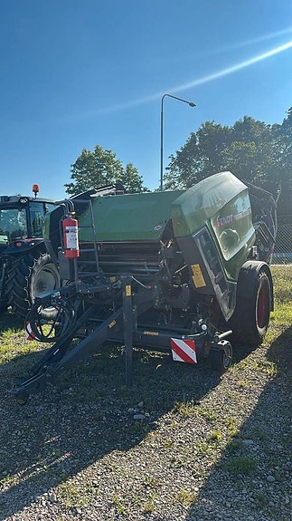 Fendt Rotana 130 F Combi 2 of 3