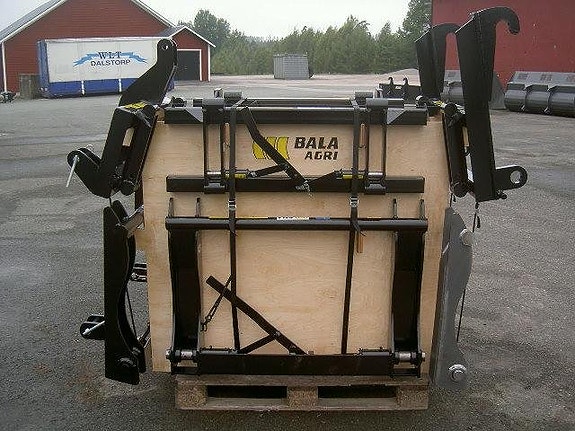 Redskapsfästen,Adapters från Bala Agri AB 5 of 6