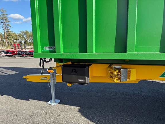 Hakarps - 20 tons ensilagekärra 710/45R22,5" 38m3 GUL / GRÖN 8 of 12