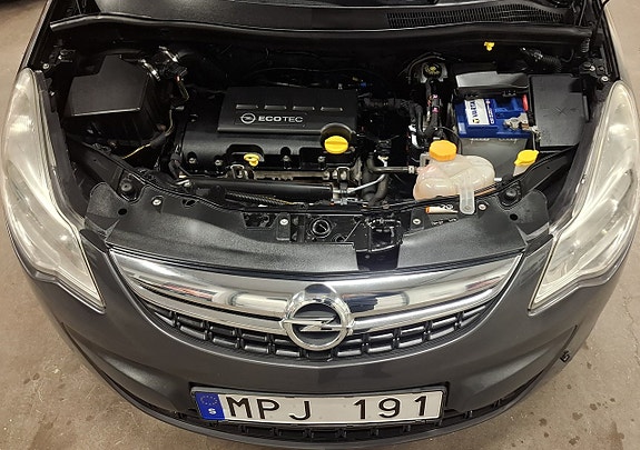 Opel Corsa 14 of 18
