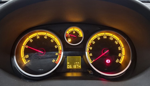 Opel Corsa 15 of 18