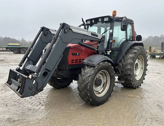 Traktor Valtra 6550 - 2006