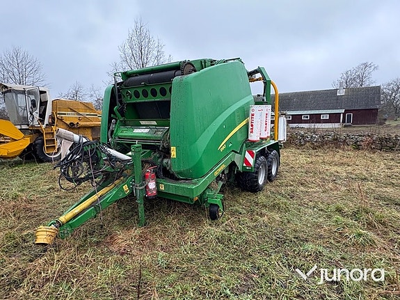 Rundbalspress, Inplastare - John Deere, Goweil G-990 2 of 15