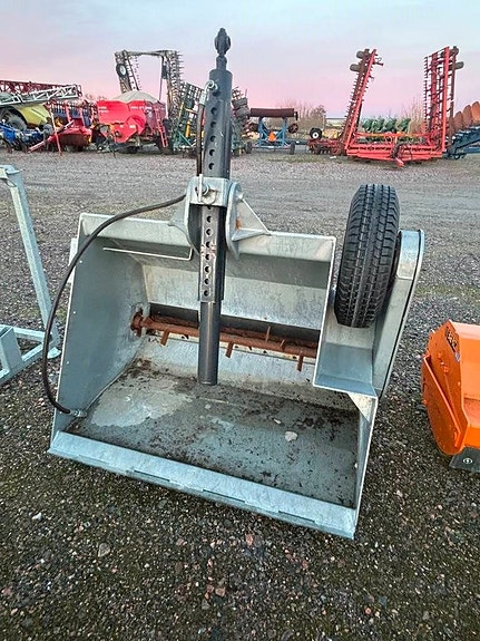 Fjärås Sandspridare 500/1200