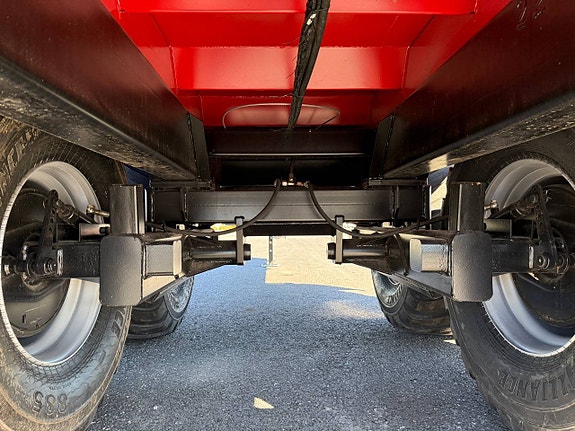 Hakarps - 20 tons ensilagekärra 710/45R22,5" 38m3 6 of 12