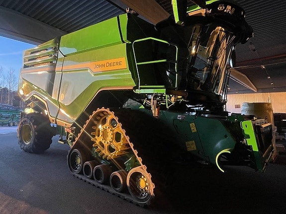 John Deere Tröska X9 1100 2 of 8