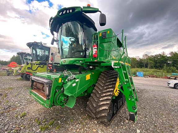 John Deere S790i 4 of 14