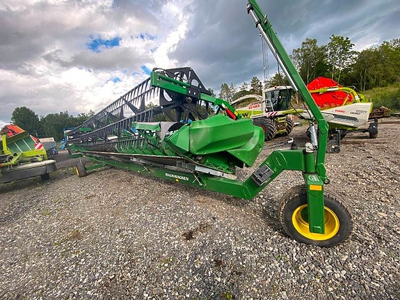 John Deere S790i 14 of 14