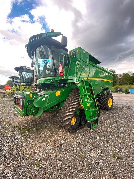 John Deere S790i 3 of 14