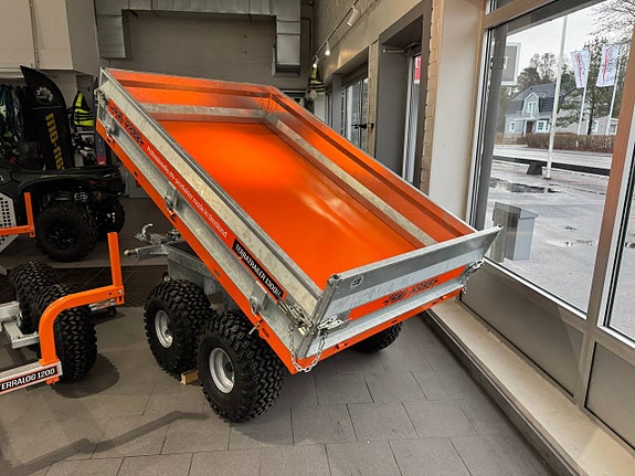Pro-Terra TT1300H elhydrauliskt trevägstippande flakvagn 2 of 5