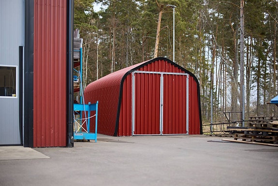 Sekunda båghall med port