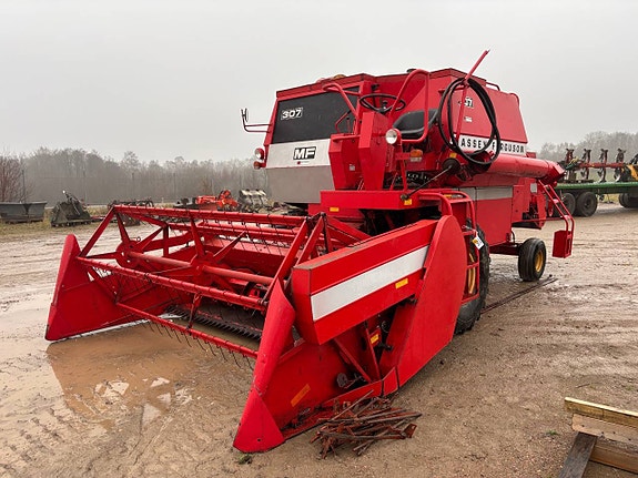 Tröska Massey Ferguson 307