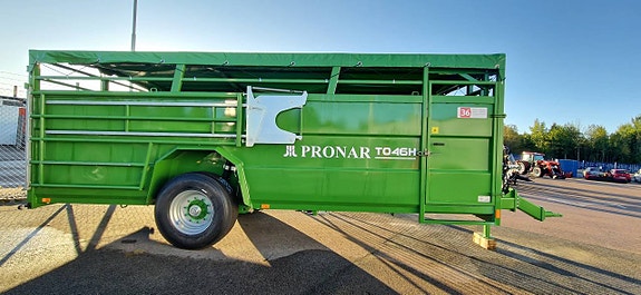 PRONAR T046H djurtransport