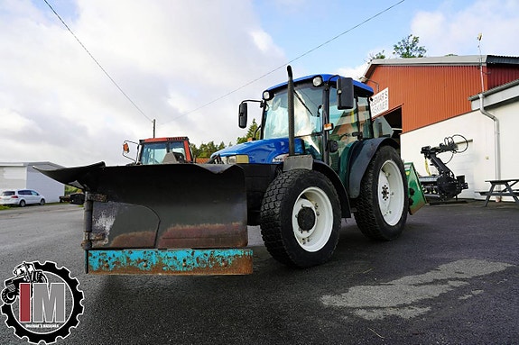 New Holland TN75D 2002 TBR301 2 of 12