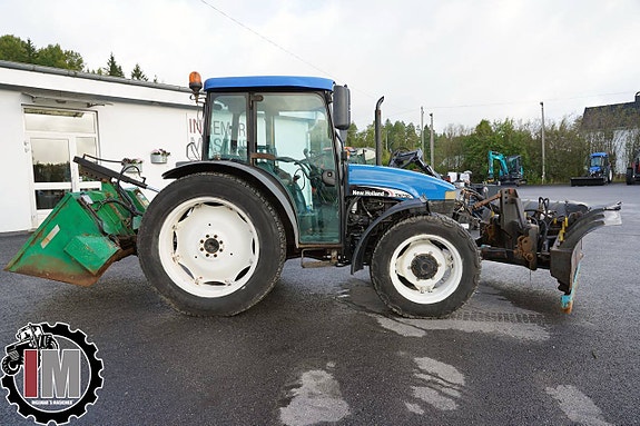New Holland TN75D