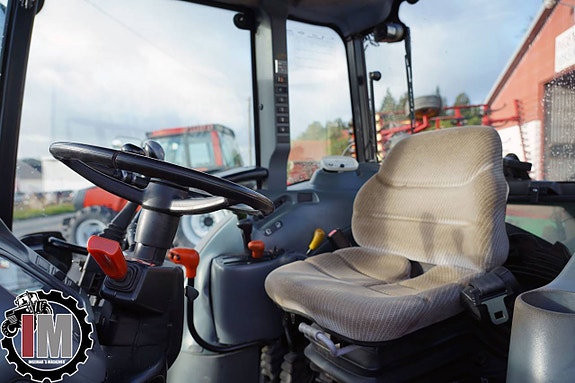 New Holland TN75D 2002 TBR301 8 of 12