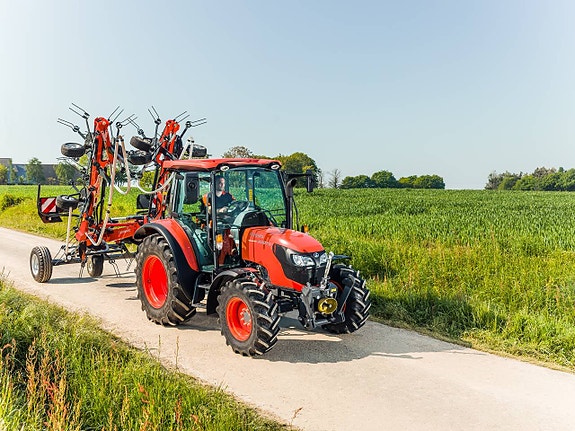 Kubota M4 75hk  "kampanj traktor”