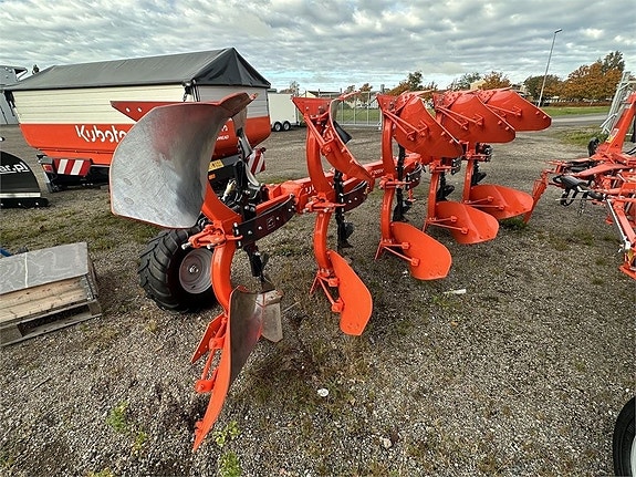 Kubota RM 3005 V Demo 8 of 13