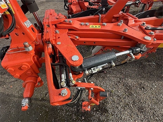 Kubota RM 3005 V Demo 11 of 13